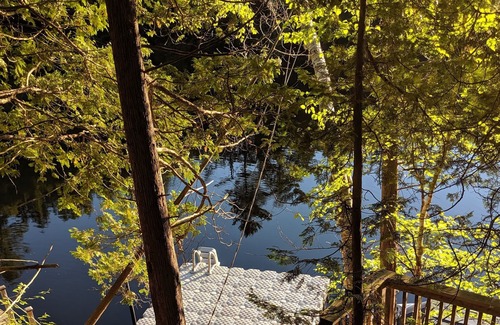 McNab/Braeside Cabaña | Tranquilo Yurt de lujo en el río.
