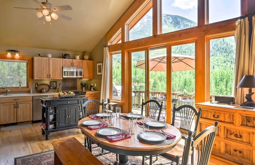 Carbondale Casa | Peaceful Marble Colorado Home w / Mtn vistas!