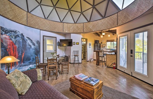 Captain Cook Apartamento | Miloli'i Cottage w / Patio amueblado y vistas al mar!