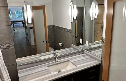 Victoria Casa | Peaceful Modern 3BR w/ HOT TUB