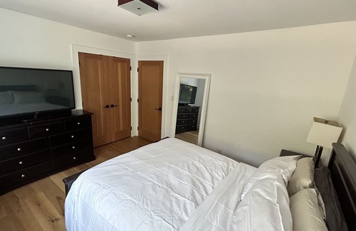 Victoria Casa | Peaceful Modern 3BR w/ HOT TUB