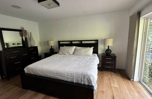 Victoria Casa | Peaceful Modern 3BR w/ HOT TUB