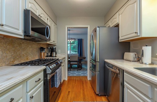 Montreat Casa | Peaceful Montreat Cottage with Winter Views