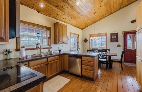 Timber Ridge Ranch Casa | Peaceful Mountain Home with Deck Views, Game Room, and Easy Uptown Access