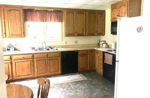 Waynesboro Casa | Peaceful Mountain Top House- Time to Enjoy!