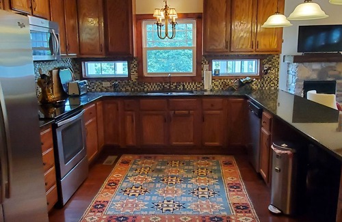 Tracy City Cabaña | Peaceful Mountaintop Cottage