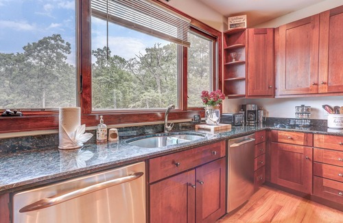 Beemerville Casa | Peaceful Mountian Oasis: Firepit, Hot Tub, Sauna!