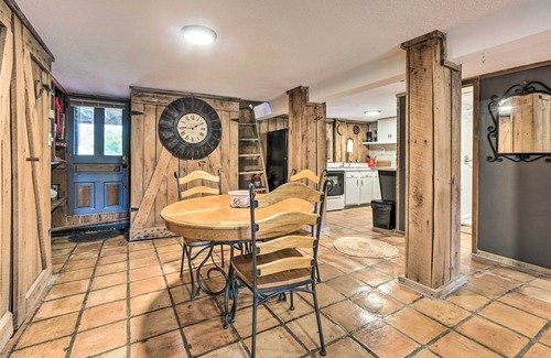 Mount Sterling Cabina | Peaceful Mt Sterling Cabin: Deck & Fire Pit!