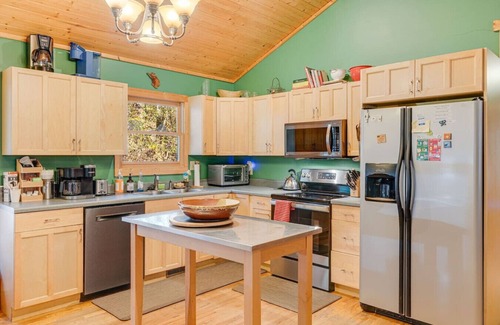 Brevard Casa | Peaceful Nature Retreat on 66 Acres | Pond, Trails