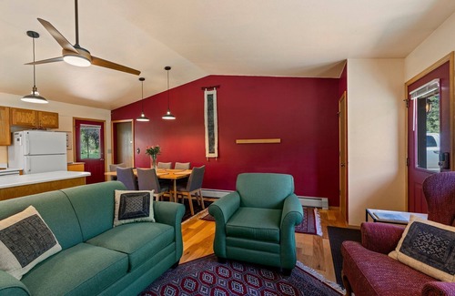 Durango - Purgatory Casa | Peaceful Neighborhood, 1-Level, 10 Min to Lake!