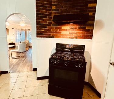 Buffalo Casa | Peaceful Nest 30 minutes away from Niagara Falls