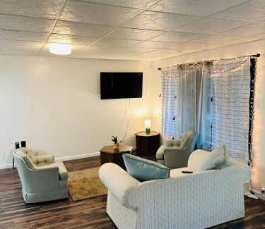 Buffalo Casa | Peaceful Nest 30 minutes away from Niagara Falls