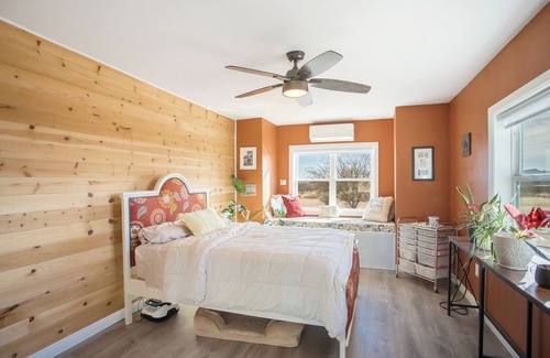 Hereford Otro | Peaceful Off-Grid Getaway, Modern Comfort in the Desert