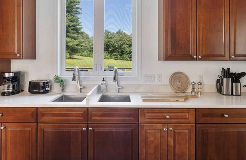 Woodridge Casa | Peaceful Paradise: Dream Holiday Home in Woodridge