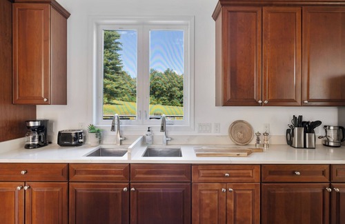 Woodridge Casa | Peaceful Paradise: Dream Holiday Home in Woodridge