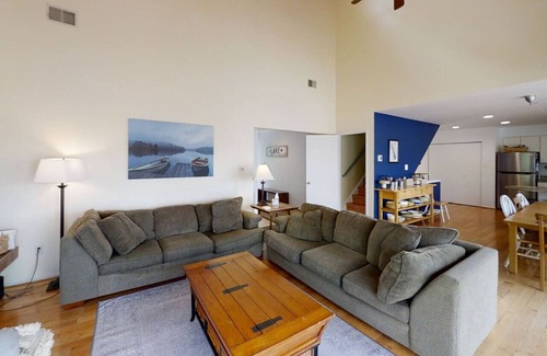 Mineral Casa | Peaceful Perch at Lake Anna