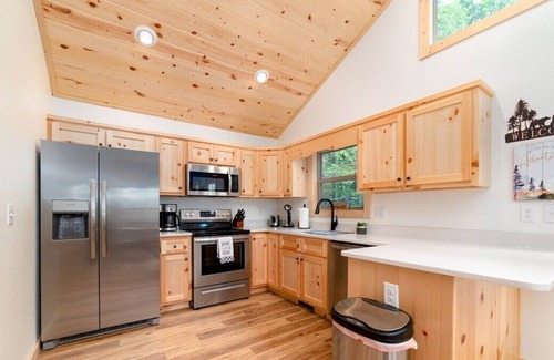 Murphy Cabina | Peaceful Pines Cabin