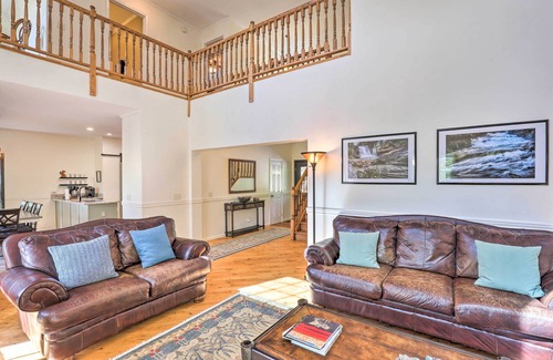 Pisgah Forest Casa | Peaceful Pisgah Mountain Getaway w/ Hot Tub!