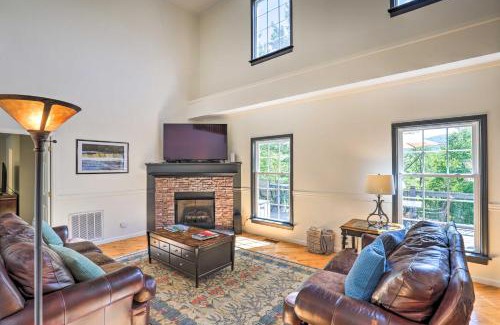 Pisgah Forest Casa | Peaceful Pisgah Mountain Getaway with Hot Tub!