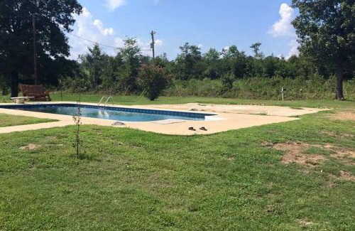 Gillham Casa | Peaceful, Private, and Country