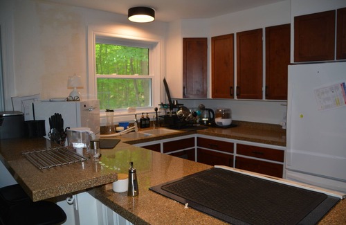 Tay Valley Cabaña | Peaceful & Private Cottage on Horseshoe Bay