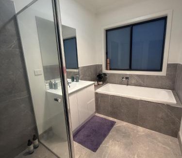 Wyndham Vale Cama Y Desayuno | Peaceful Private Room in Wyndham Vale