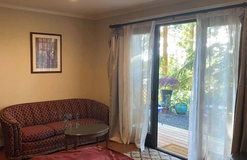 Freshwater Condominio | Peaceful private studio in redwoods, outdoor fire