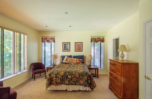 Edgewater Casa | Peaceful private wooded setting. FURNISHED! Kitchenware & linens etc. provided