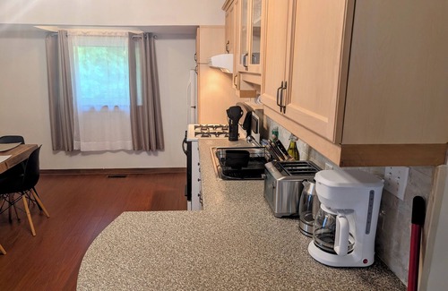 Port Stanley Cabaña | Peaceful Ravine-Backed Cottage | Firepit, BBQ & Nature Views, Pet-Friendly!