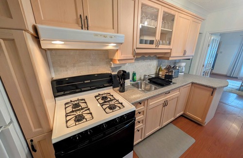 Port Stanley Cabaña | Peaceful Ravine-Backed Cottage | Firepit, BBQ & Nature Views, Pet-Friendly!