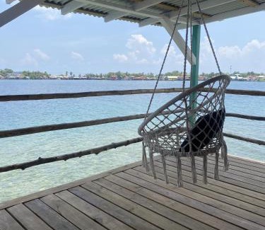 Bocas del Toro Apartamento | Peaceful Refuge in Quiete Bay