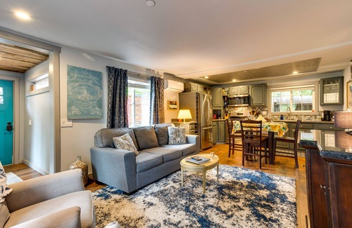 Maple Heights-Lake Desire Casa | Peaceful Renton Retreat w/ Hot Tub Access!