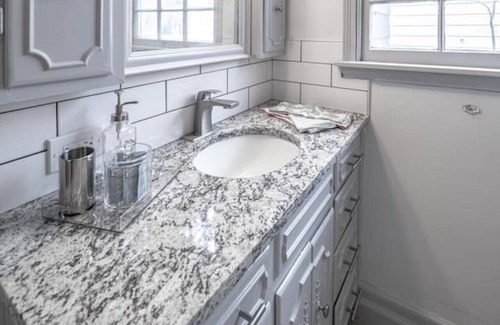 Tech Terrace Casa | Peaceful Retreat 2BR/1BA Walk to Tech