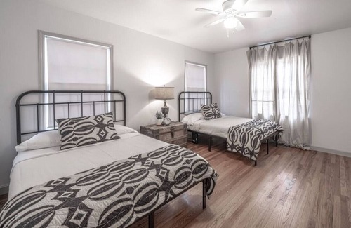 Tech Terrace Casa | Peaceful Retreat 2BR/1BA Walk to Tech