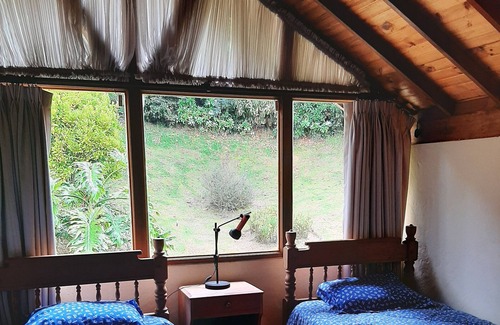Cajica Casa | Peaceful Retreat in Cajicá-close to Bogotá, with tree house and children's park!