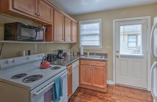 Midtown Apartamento | Peaceful Retreat in Gated Midtown Community