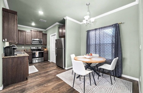 Fort Smith Casa | Peaceful Retreat on Houston Street