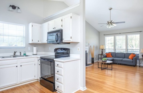 Youngsville Casa | Peaceful Retreat on the Outskirts!