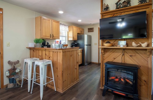 Sylva Casa | Peaceful Ridge Cabin, nestled in the picturesque landscapes of Sylva, North Carolina.