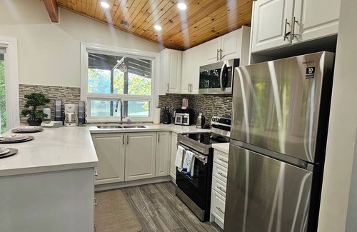Washago Casa | Peaceful Riverfront Retreat in Ramara