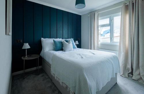 Christchurch Casa | Peaceful Riverside Family Retreat