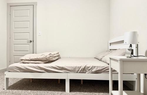 McNeil Casa | Peaceful Room in Austin