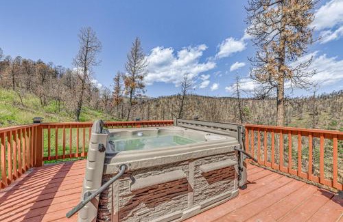 Ruidoso Casa | Peaceful Ruidoso Cabin Ideal Mountain Getaway!