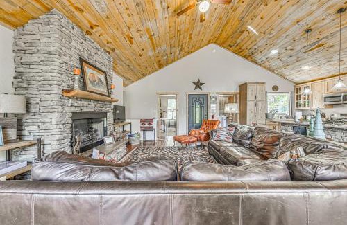 Ruidoso Casa | Peaceful Ruidoso Cabin Ideal Mountain Getaway!