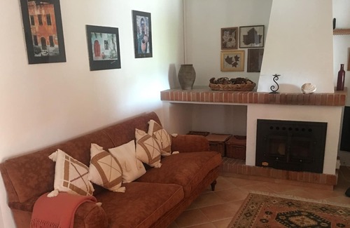 Cutar Villa | Escondite tranquilo y rústico con hermosas puestas de sol con fácil acceso