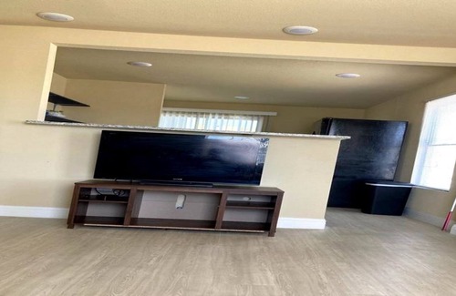 San Antonio Apartamento | Peaceful San Antonio Suite Available for Long-Term Stays