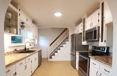 Port Gardner Casa | Peaceful Sanctuary near Downtown Everett