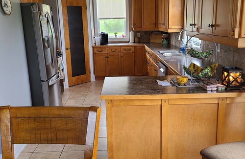 Lot 8 Casa | Entorno tranquilo en Glenwood Pond, cerca del faro de West Point.