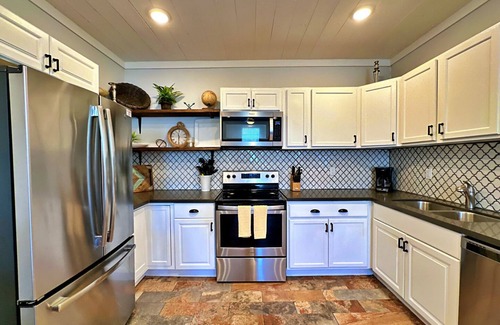 Galveston Cabaña | Coastal Hideaway