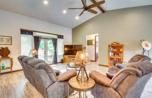 Shelton Casa | Peaceful Shelton Home with Spacious Yard and Fire Pit!